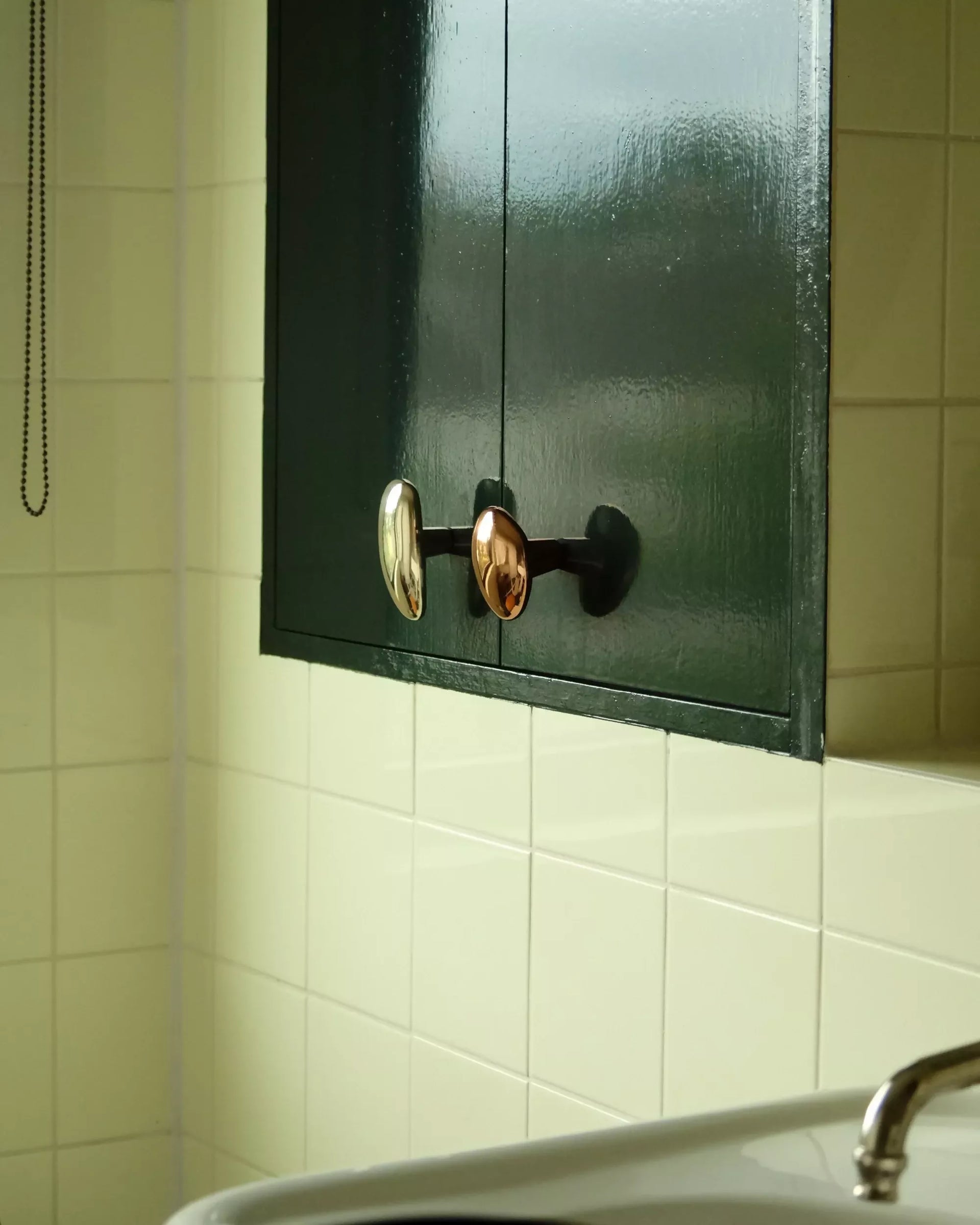 MOMI KNOB/HOOK LONG BY MAHA ALAVI