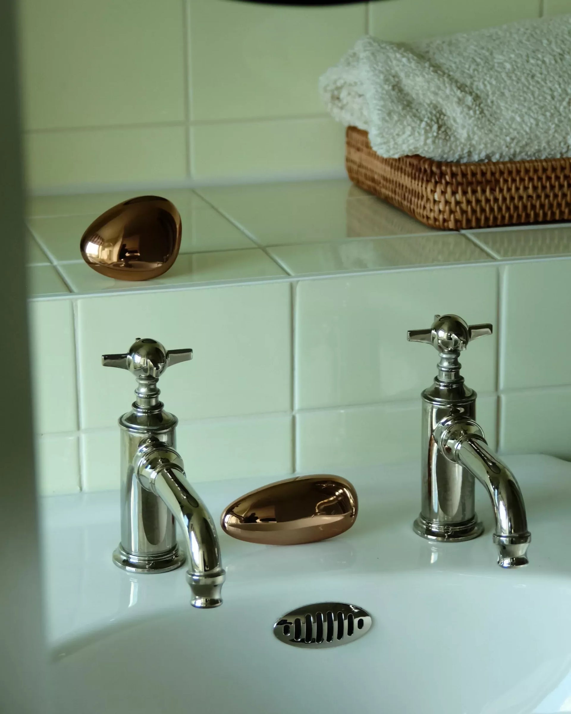 MOMI KNOB/HOOK LONG BY MAHA ALAVI