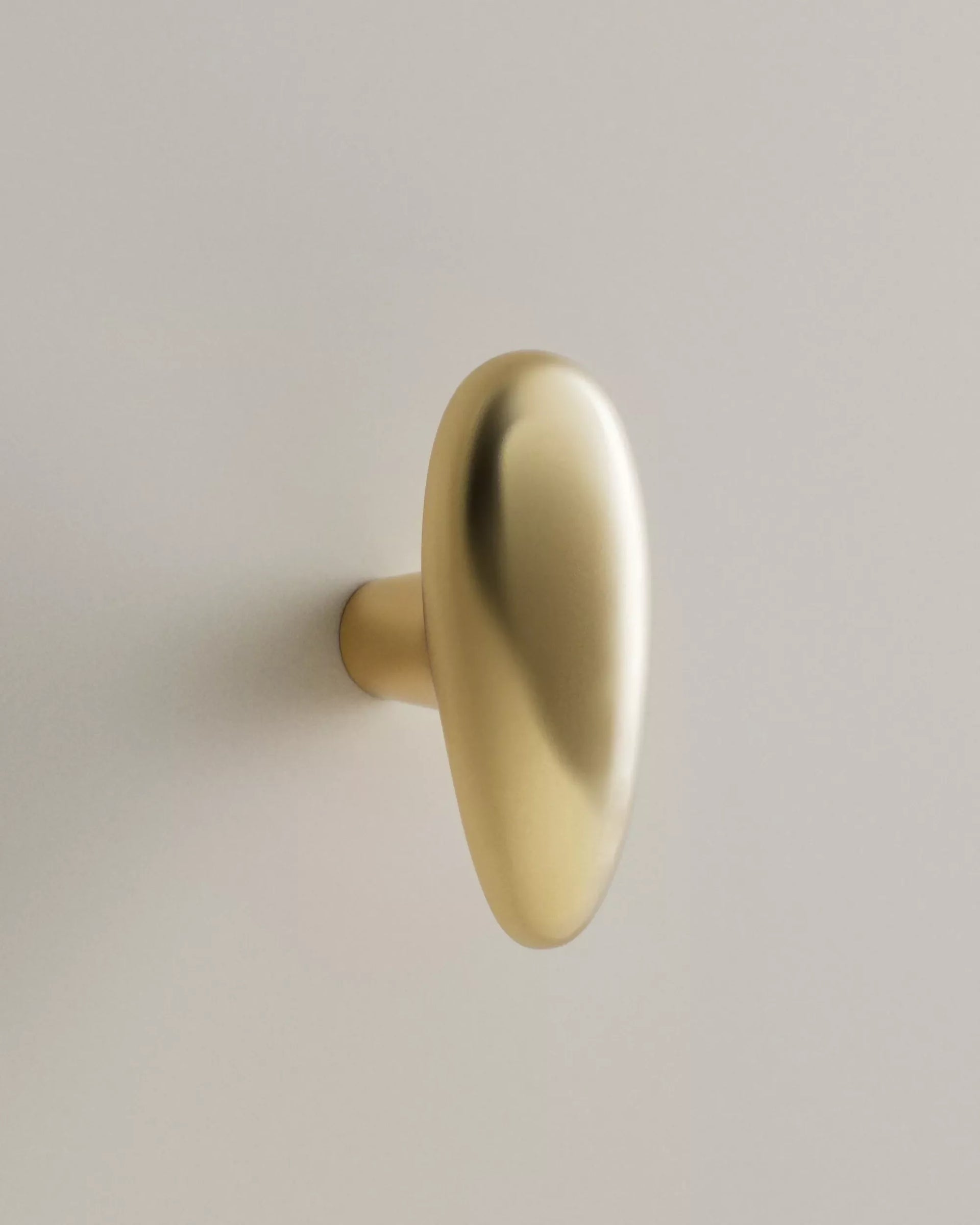 MOMI KNOB/HOOK LONG BY MAHA ALAVI