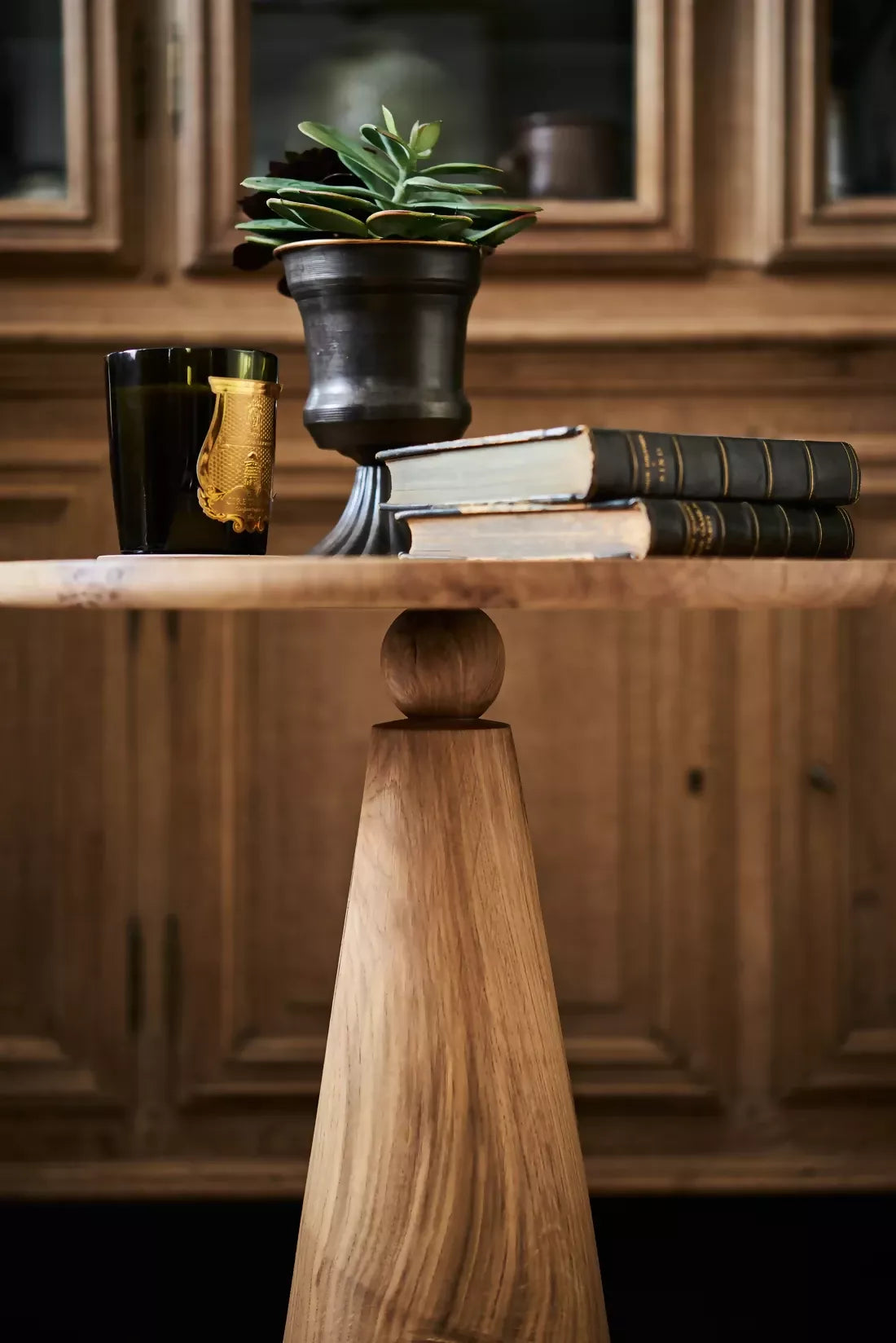 ELIZABETH SIDE TABLE BY ALBION NORD