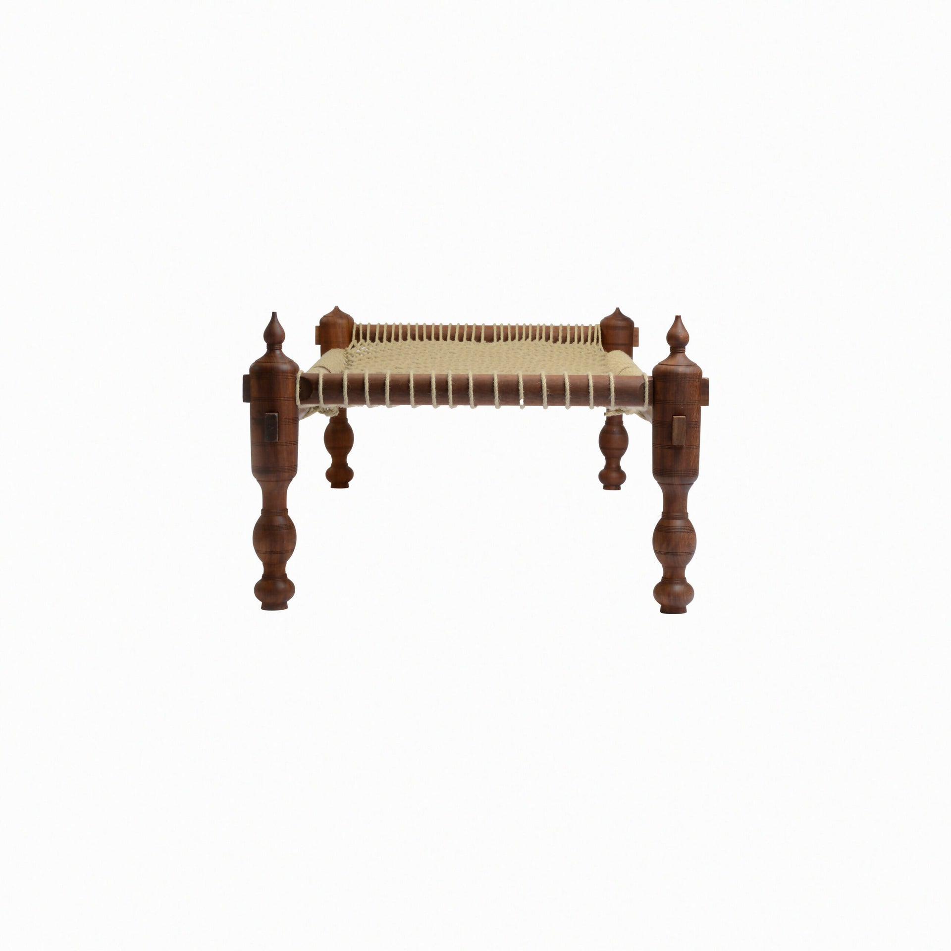 TABI JACKSON GEE EDIT: DAYBED BY THE DAYBED COMPANY