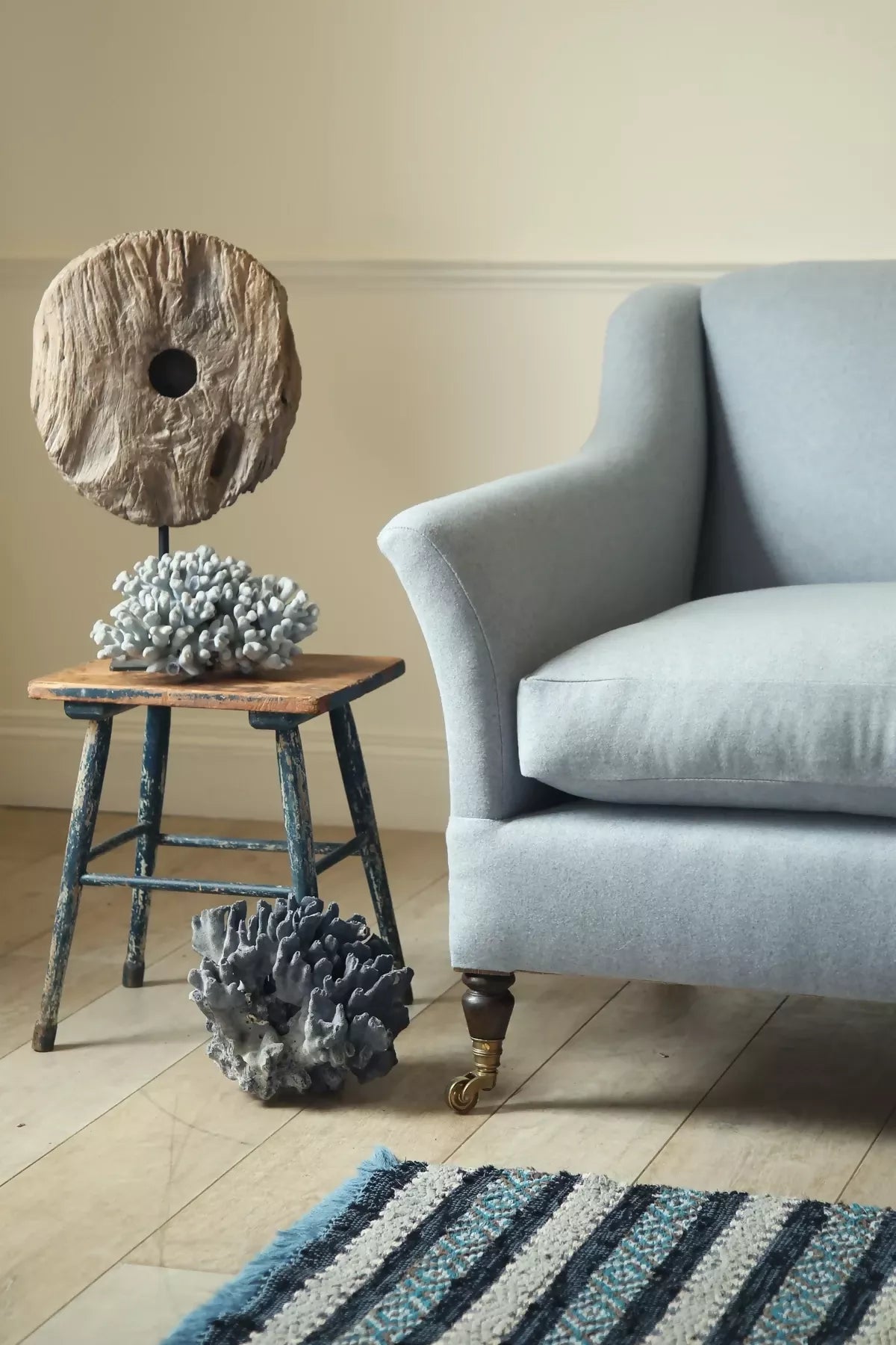 ELMSTEAD LOVESEAT BY LORFORDS CONTEMPORARY