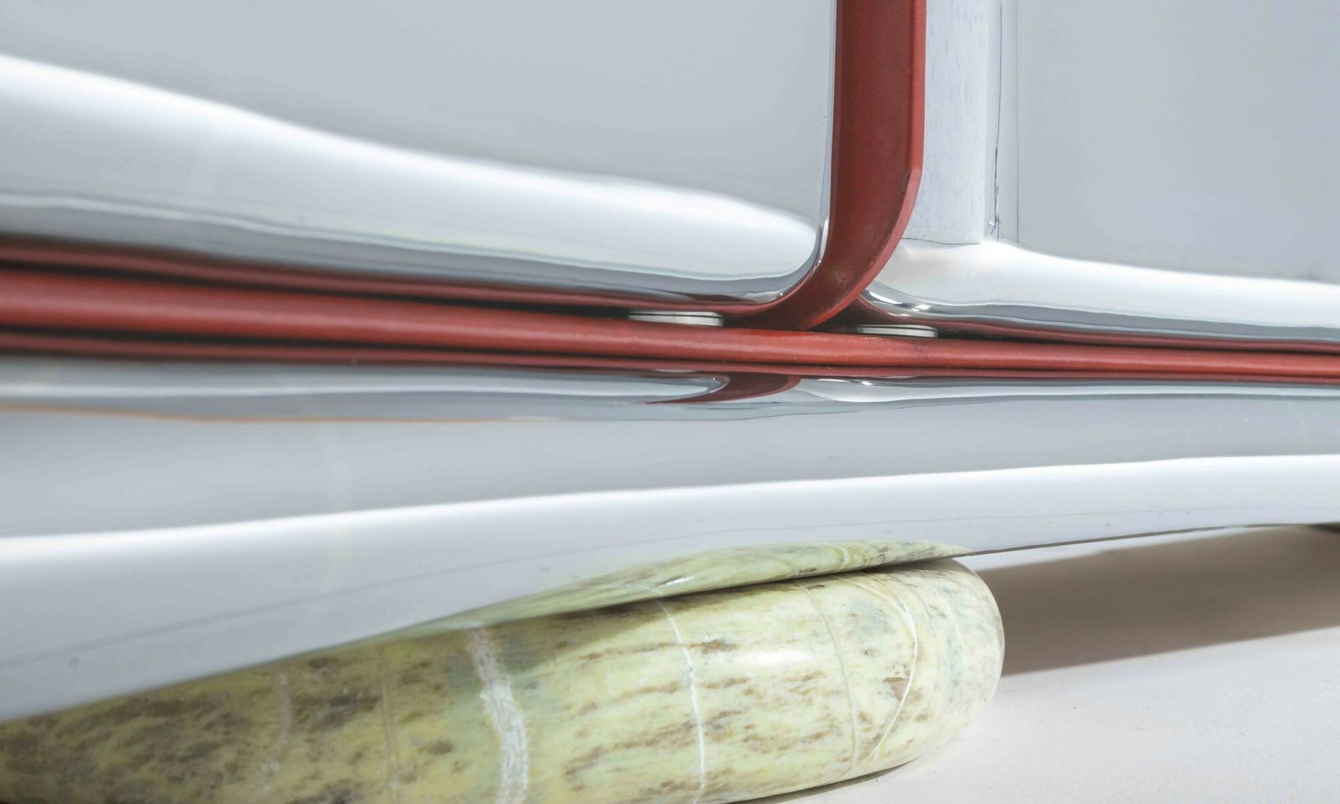 WAVY CREDENZA BY ORIOR