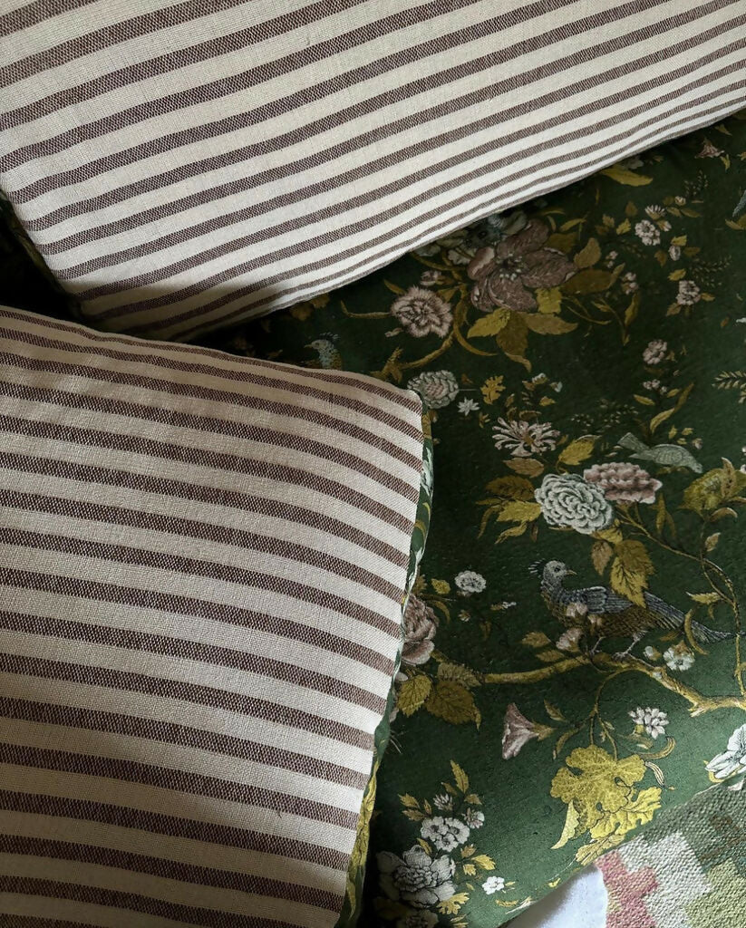 SEREN FRILL SLIPCOVER SOFA BY MARO HOME