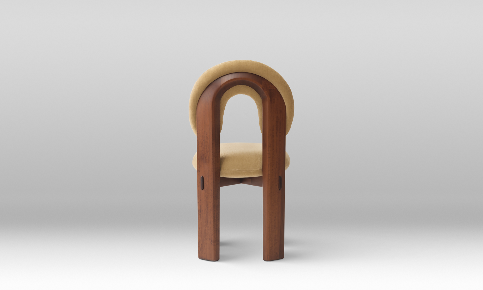 THE ITHEA CHAIR BY ORIOR