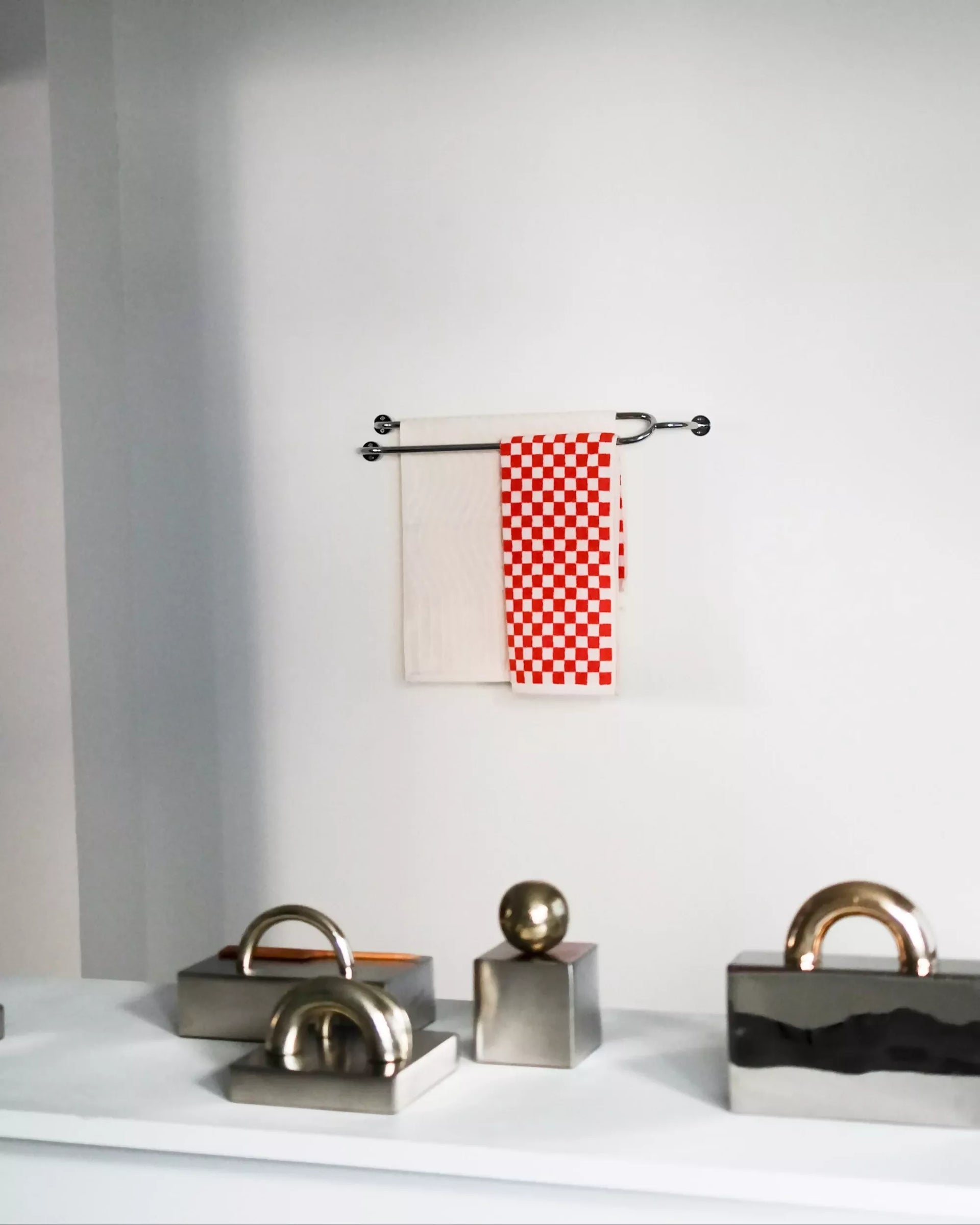 FAUNA TOWEL BAR DOUBLE BY MAHA ALAVI