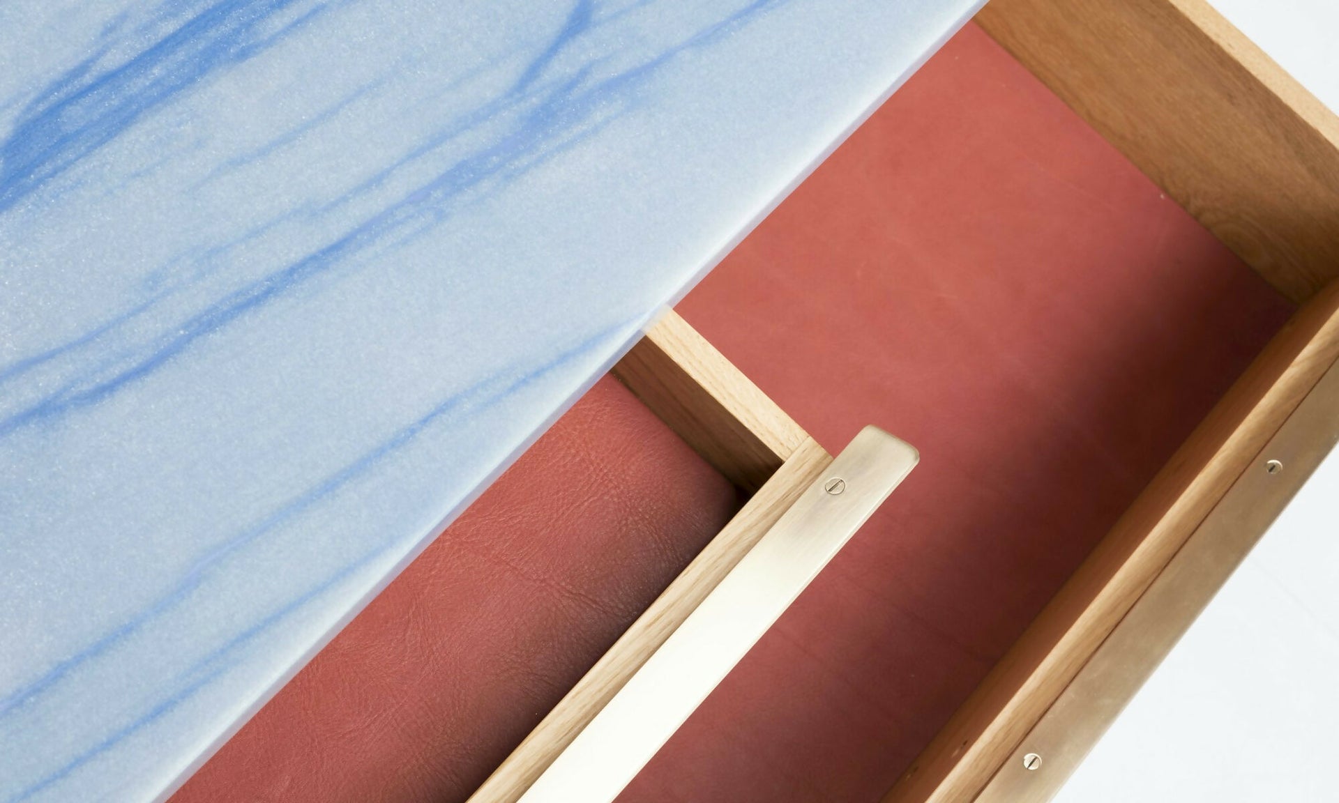 MARA DRESSER BY ORIOR