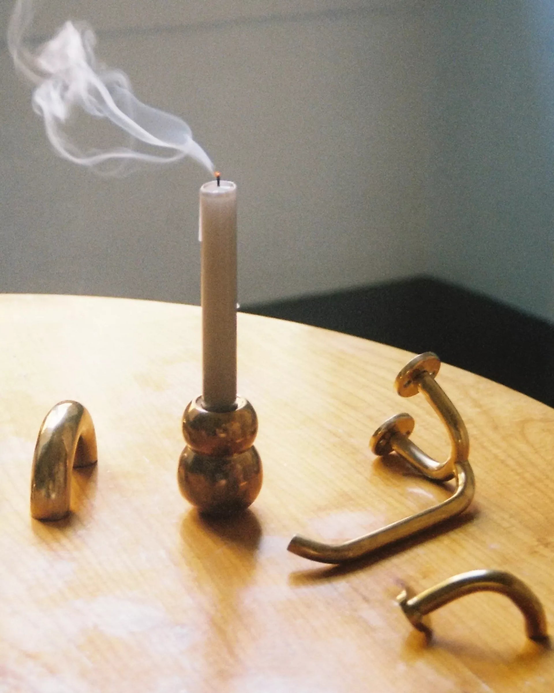 FAUNA ROLL HOLDER BY MAHA ALAVI