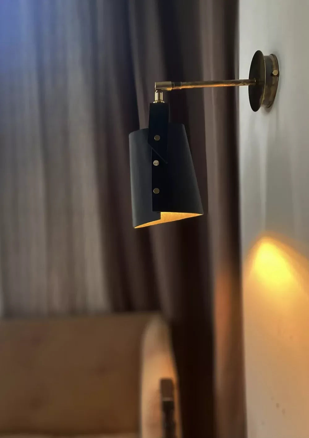 BUCKET WALL LIGHT