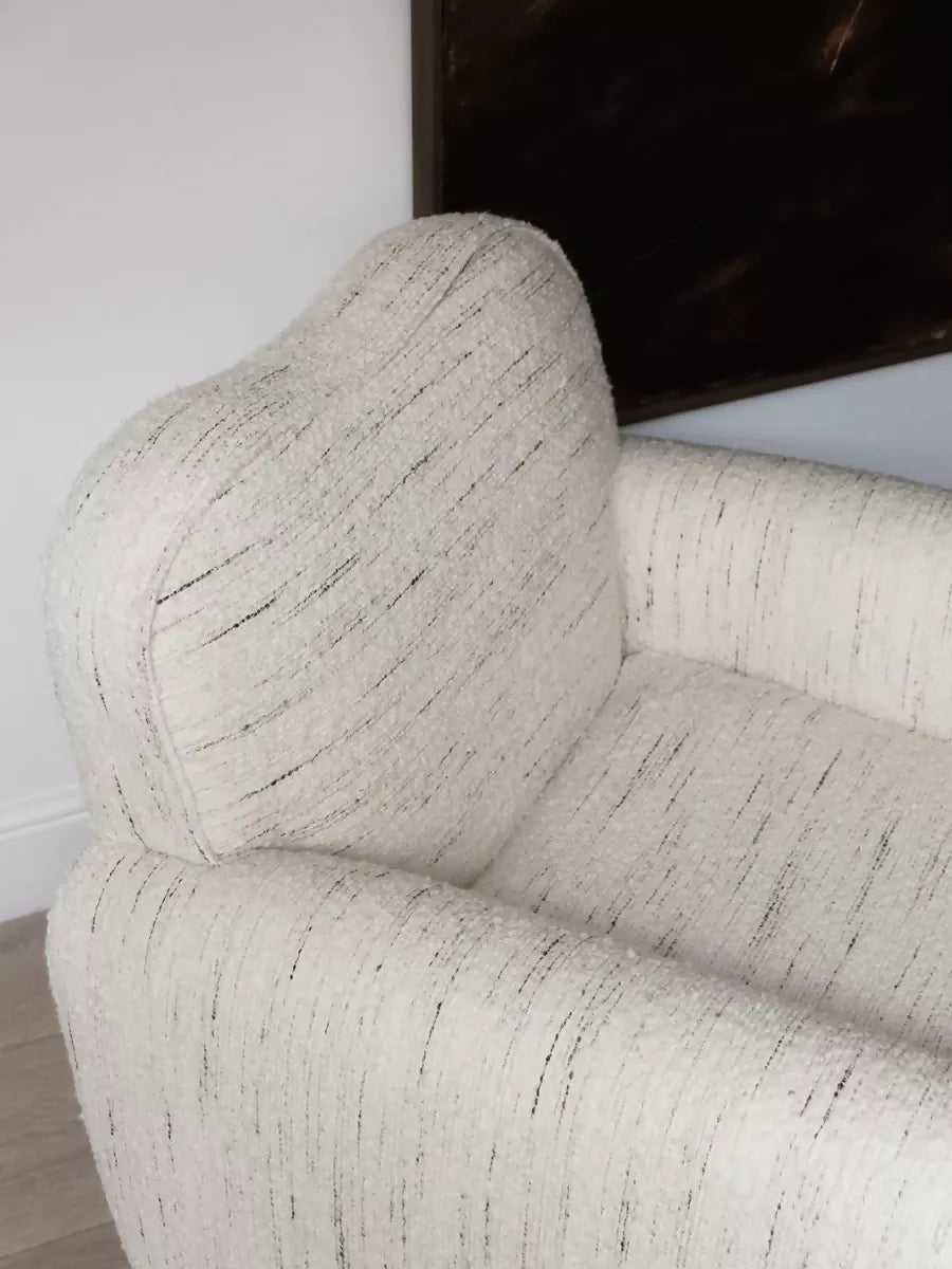 THE ADDISON CHAIR BY COLLECTION SEVEN