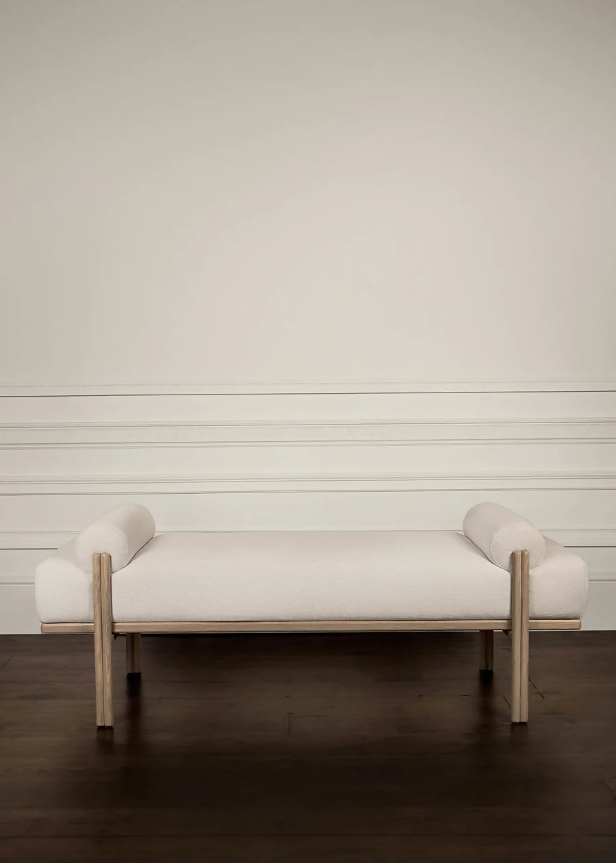 THE CHEPSTOW BENCH BY COLLECTION SEVEN