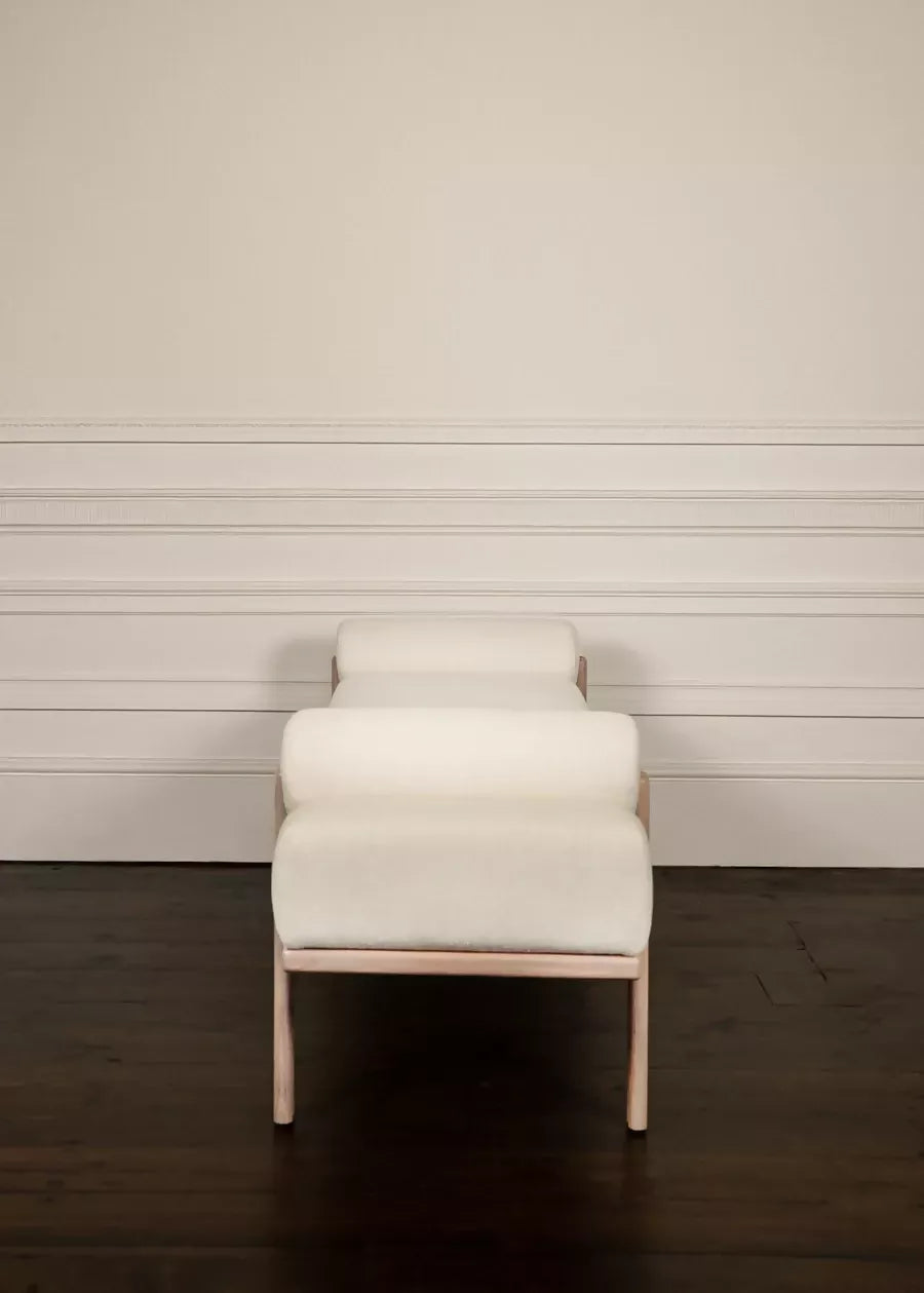 THE CHEPSTOW BENCH BY COLLECTION SEVEN