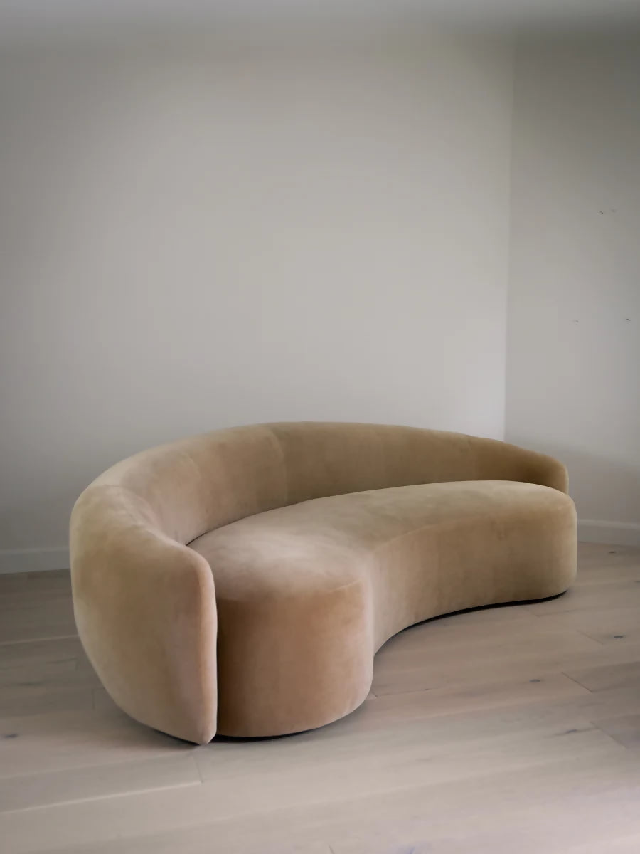 THE GOLBORNE SOFA BY COLLECTION SEVEN