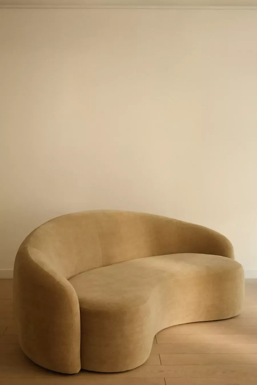 THE GOLBORNE SOFA BY COLLECTION SEVEN