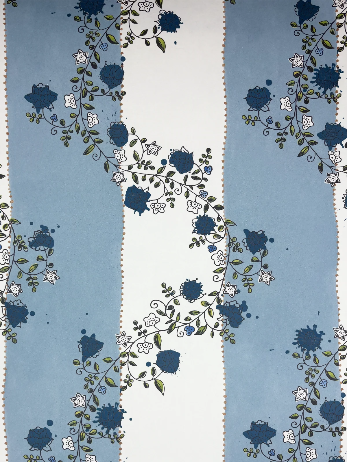 VINE BLOTS IN DUSTY BLUE WALLPAPER BY FRANQUEMONT