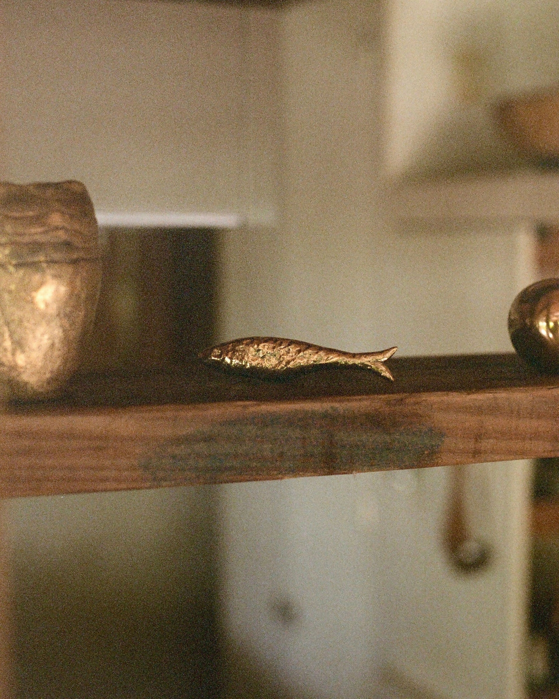 FISH KNOB/HOOK BY MAHA ALAVI