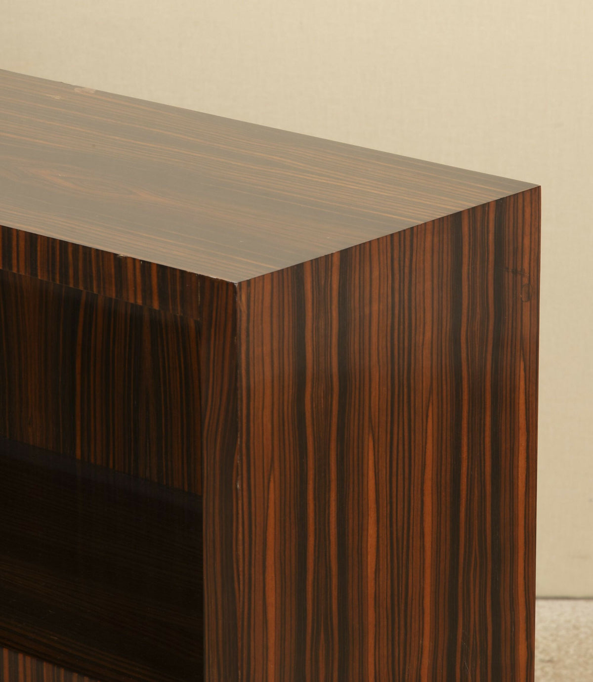 20TH CENTURY FRENCH ART DECO OPEN BOOKCASE