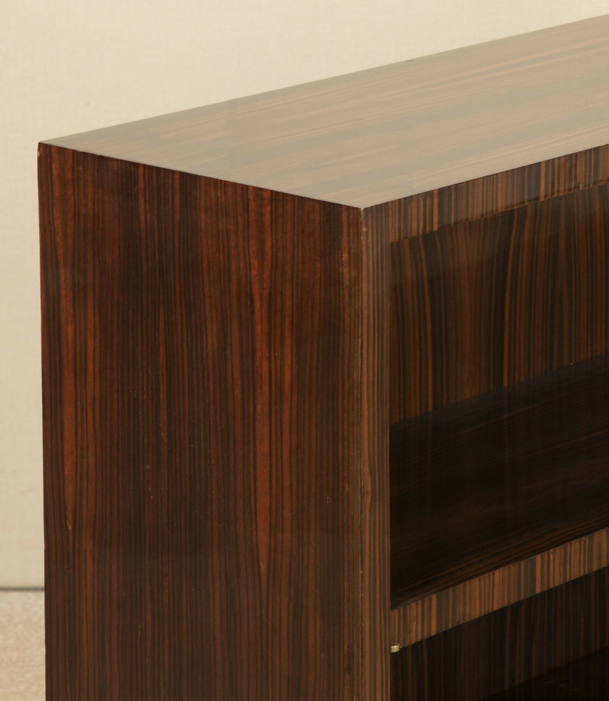 20TH CENTURY FRENCH ART DECO OPEN BOOKCASE