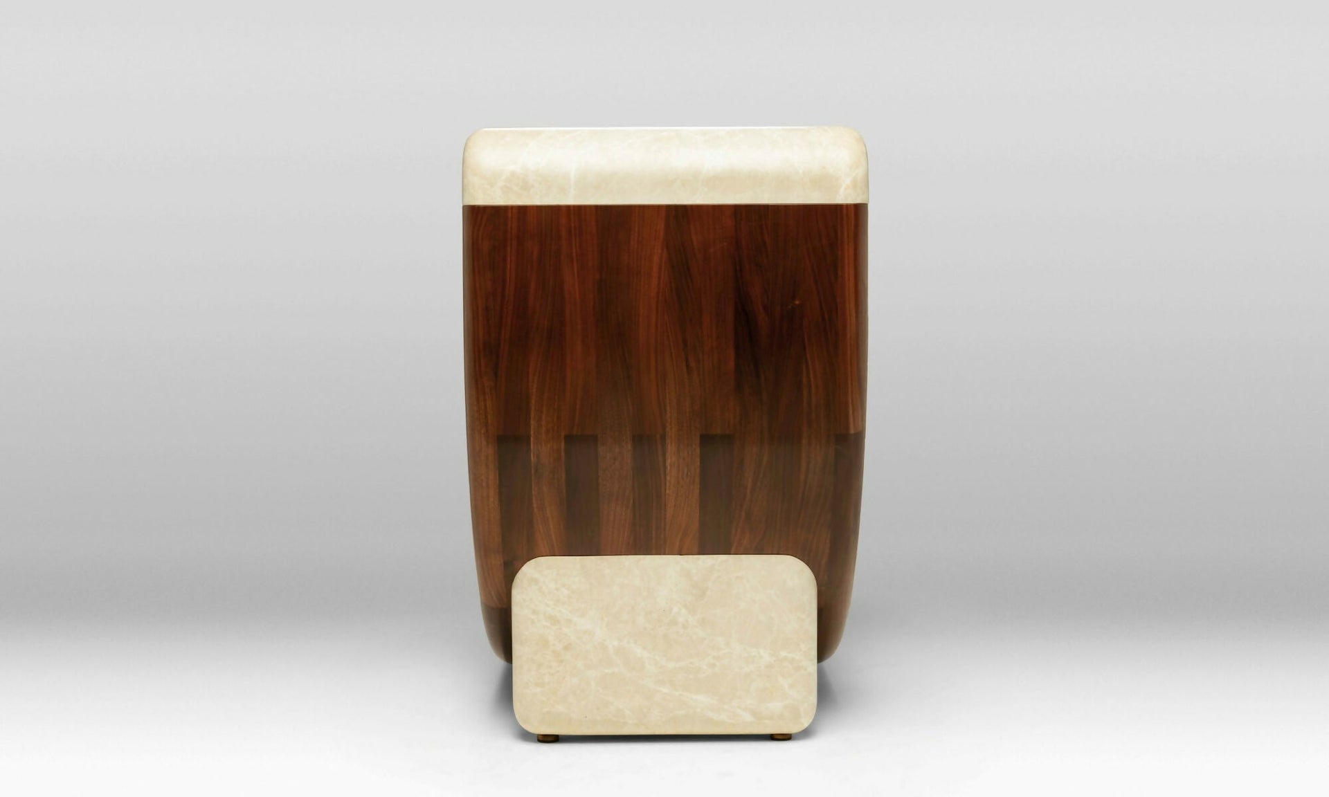 ARTIC CREDENZA - A CONTINUATION OF MATERIALITY BY ORIOR