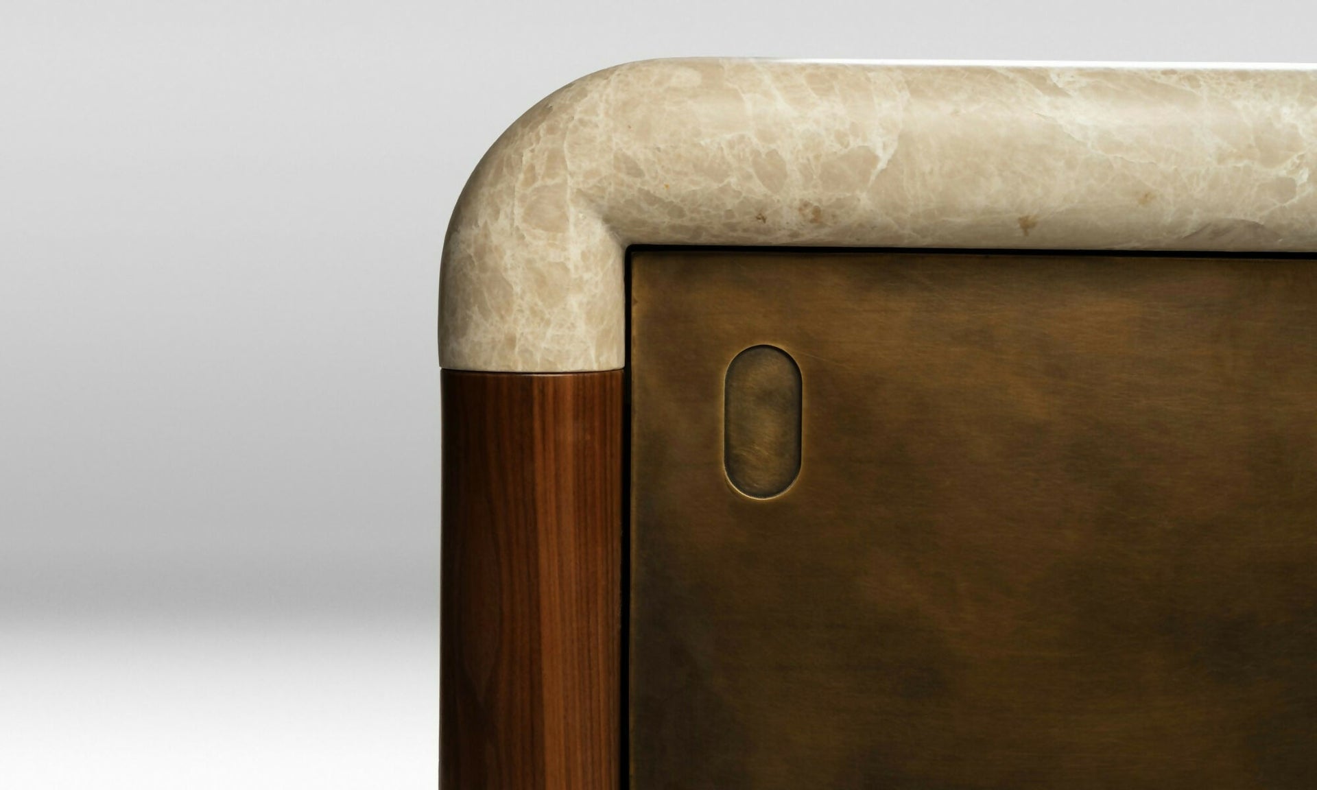ARTIC CREDENZA - A CONTINUATION OF MATERIALITY BY ORIOR