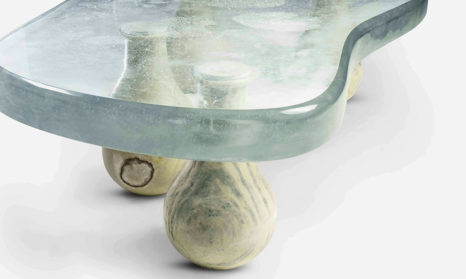 EASCA TABLE - COMBINATION OF IRISH CRYSTAL AND STONE BY ORIOR