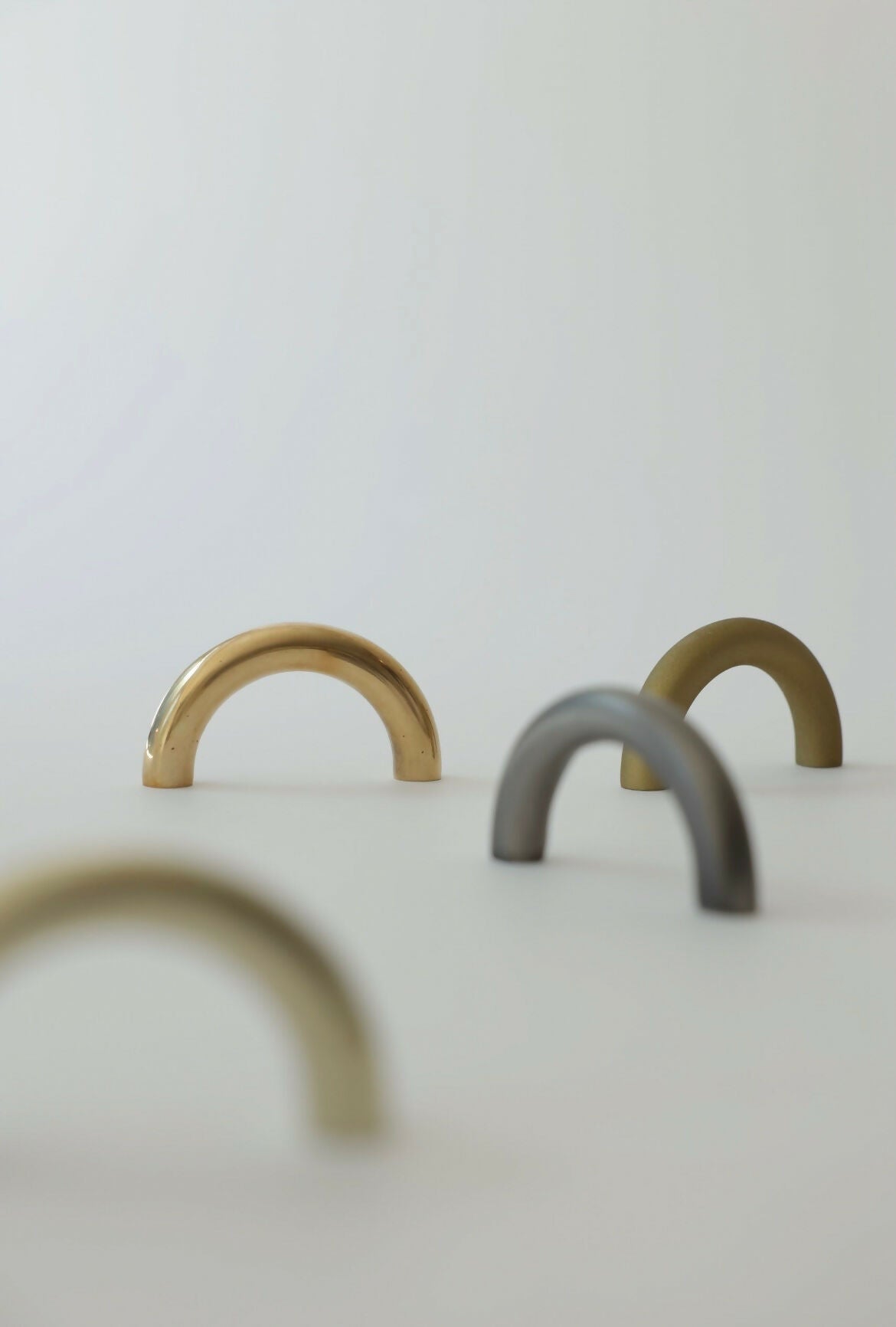 CERCLE PULL THIN BY MAHA ALAVI