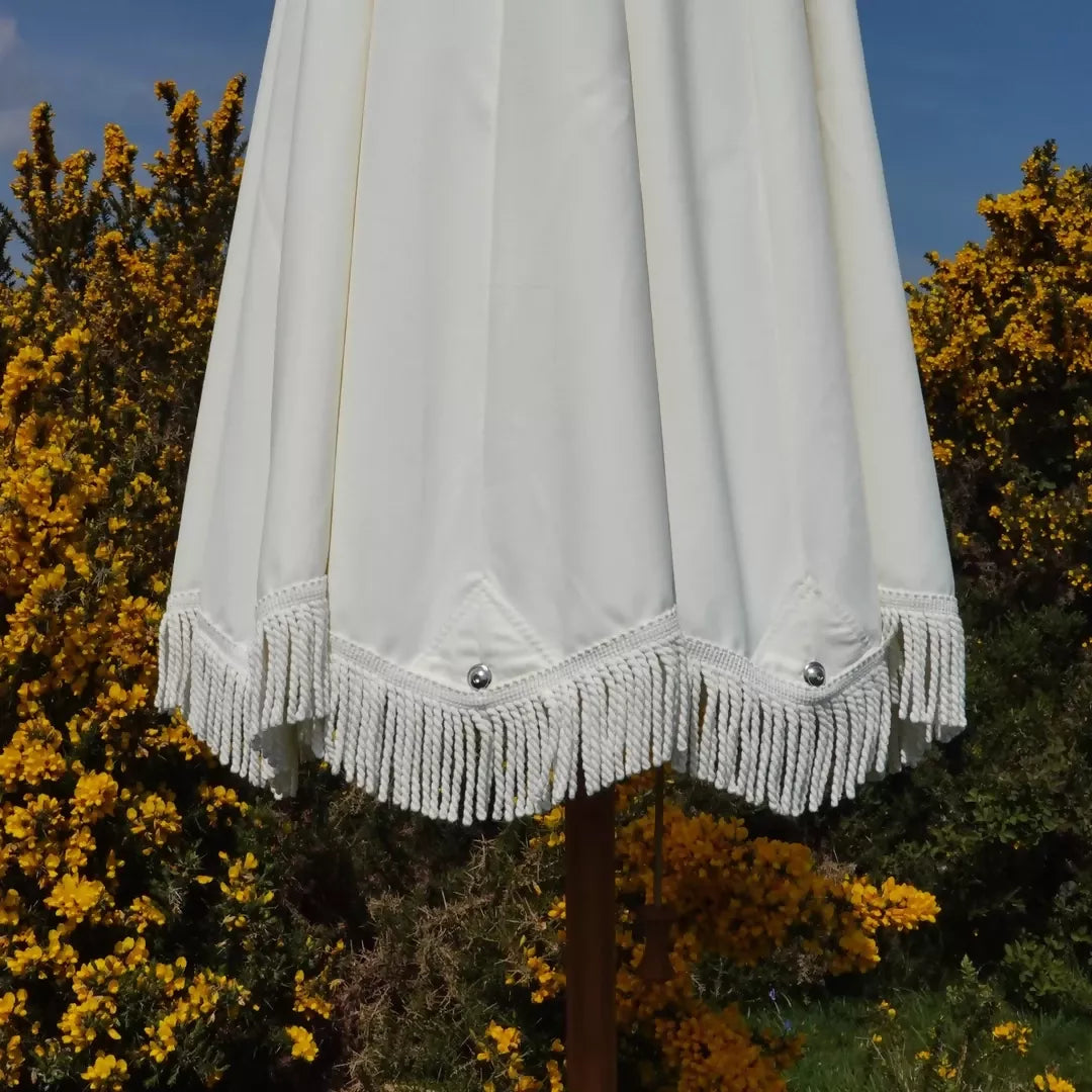 LAMPSHADE PARASOL IN DOUBLE CREAM BY PLIA PARASOLS