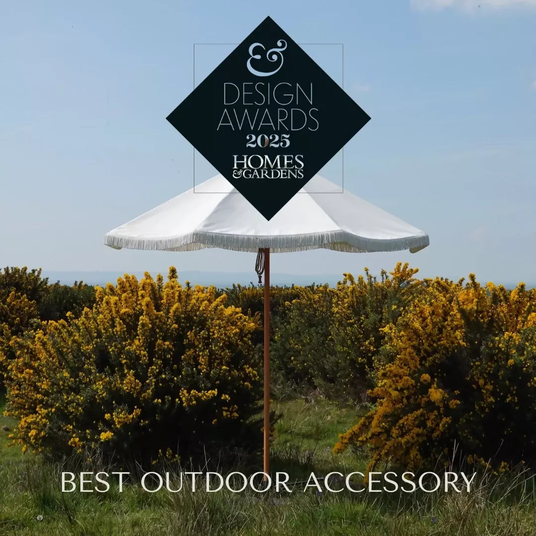 LAMPSHADE PARASOL IN DOUBLE CREAM BY PLIA PARASOLS