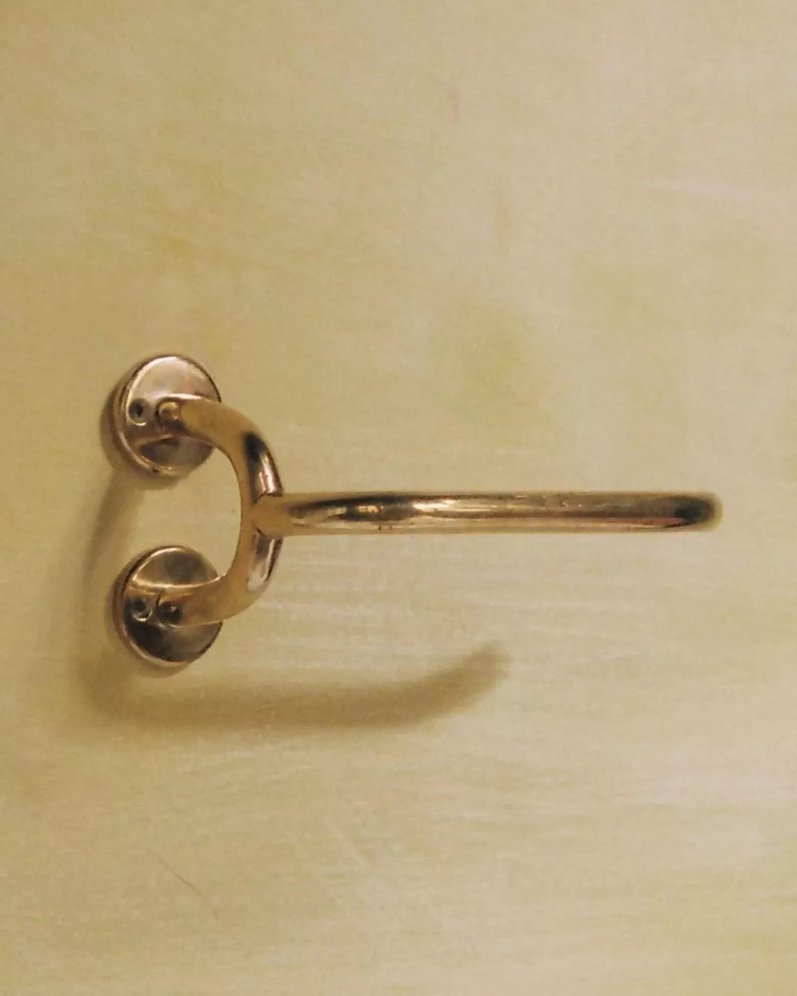 FAUNA ROLL HOLDER BY MAHA ALAVI