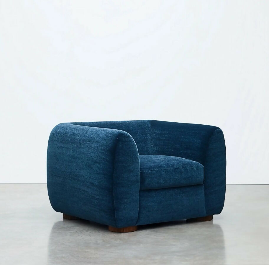 SENNEN ARMCHAIR