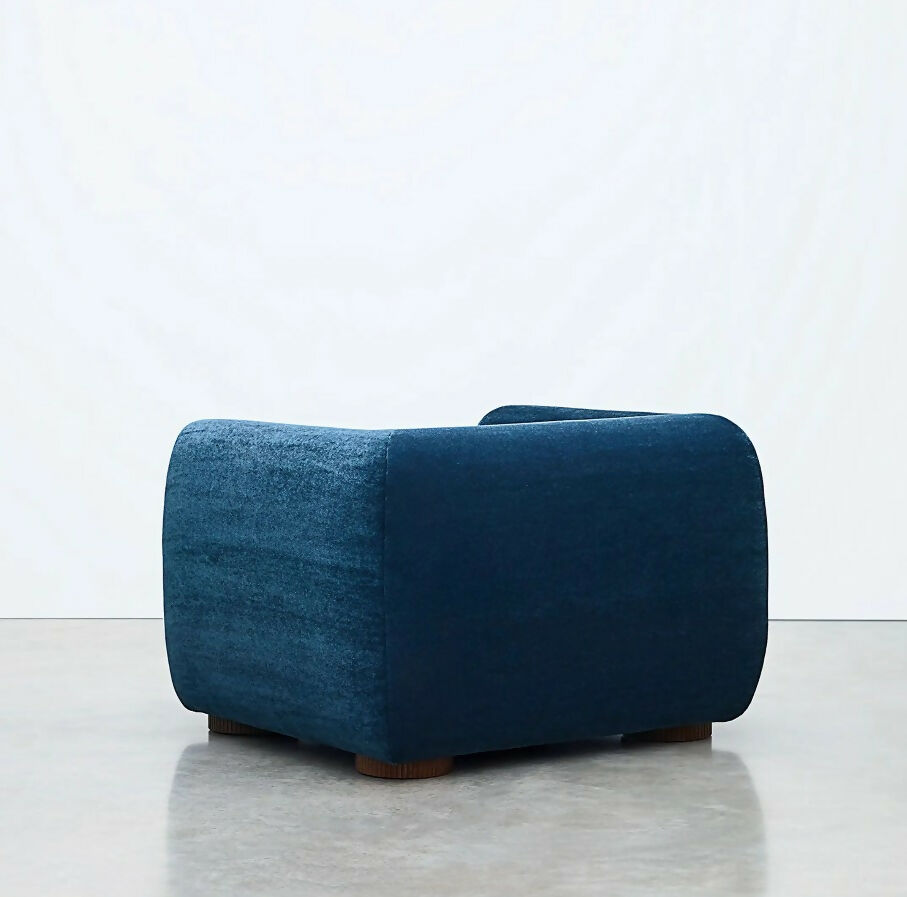 SENNEN ARMCHAIR
