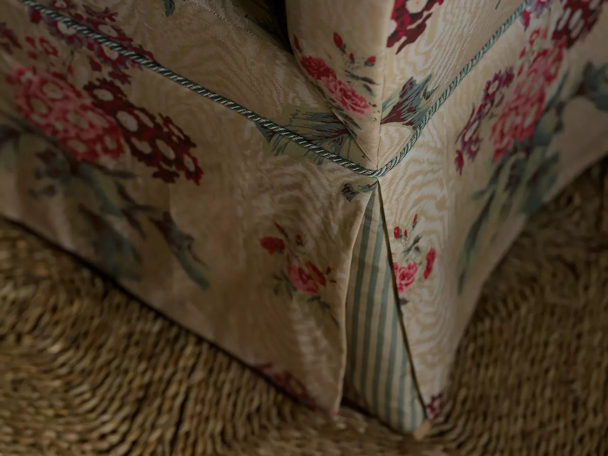 TOPKAPI CHAIR - PIPED BY TROVE BY STUDIO DUGGAN